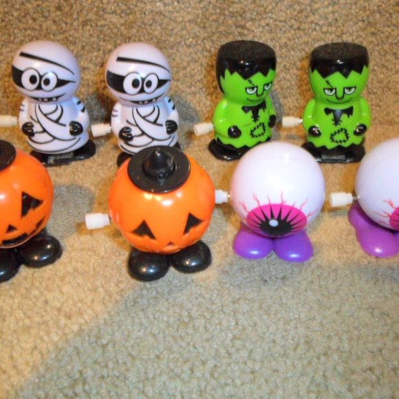 MONSTER HALLOWEEN WIND UP WALKERS LOT OF 8 Eye ball Frankenstein Pumpkin Mummy - Picture 1 of 1